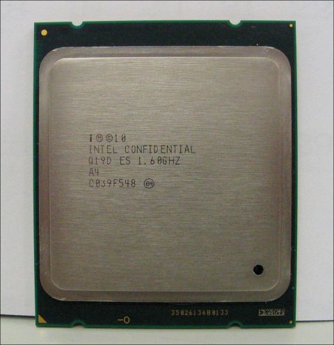 Процессоры Intel Sandy Bridge-E могут выйти в октябре